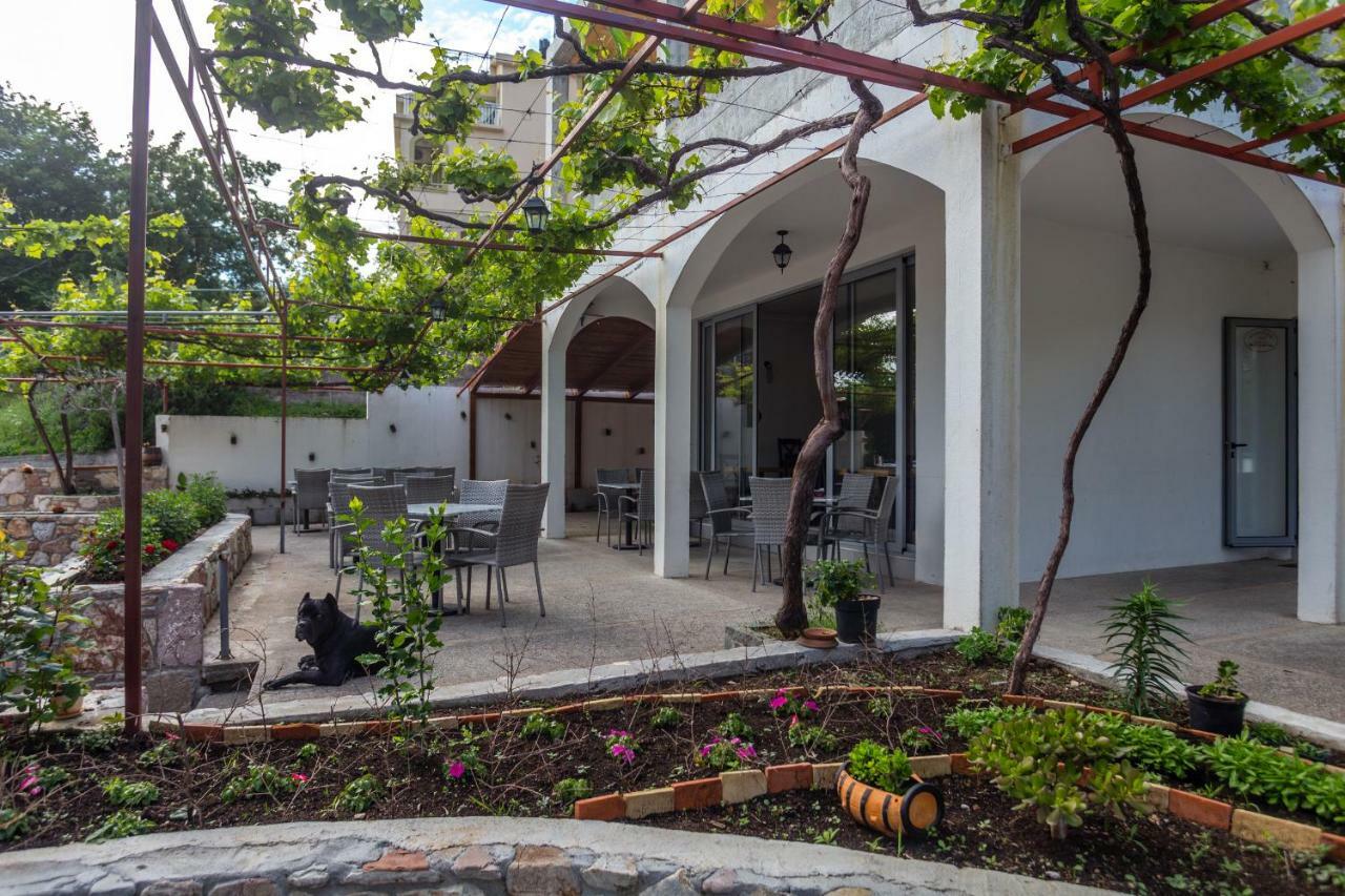 Sumice Inn Petrovac Exterior photo
